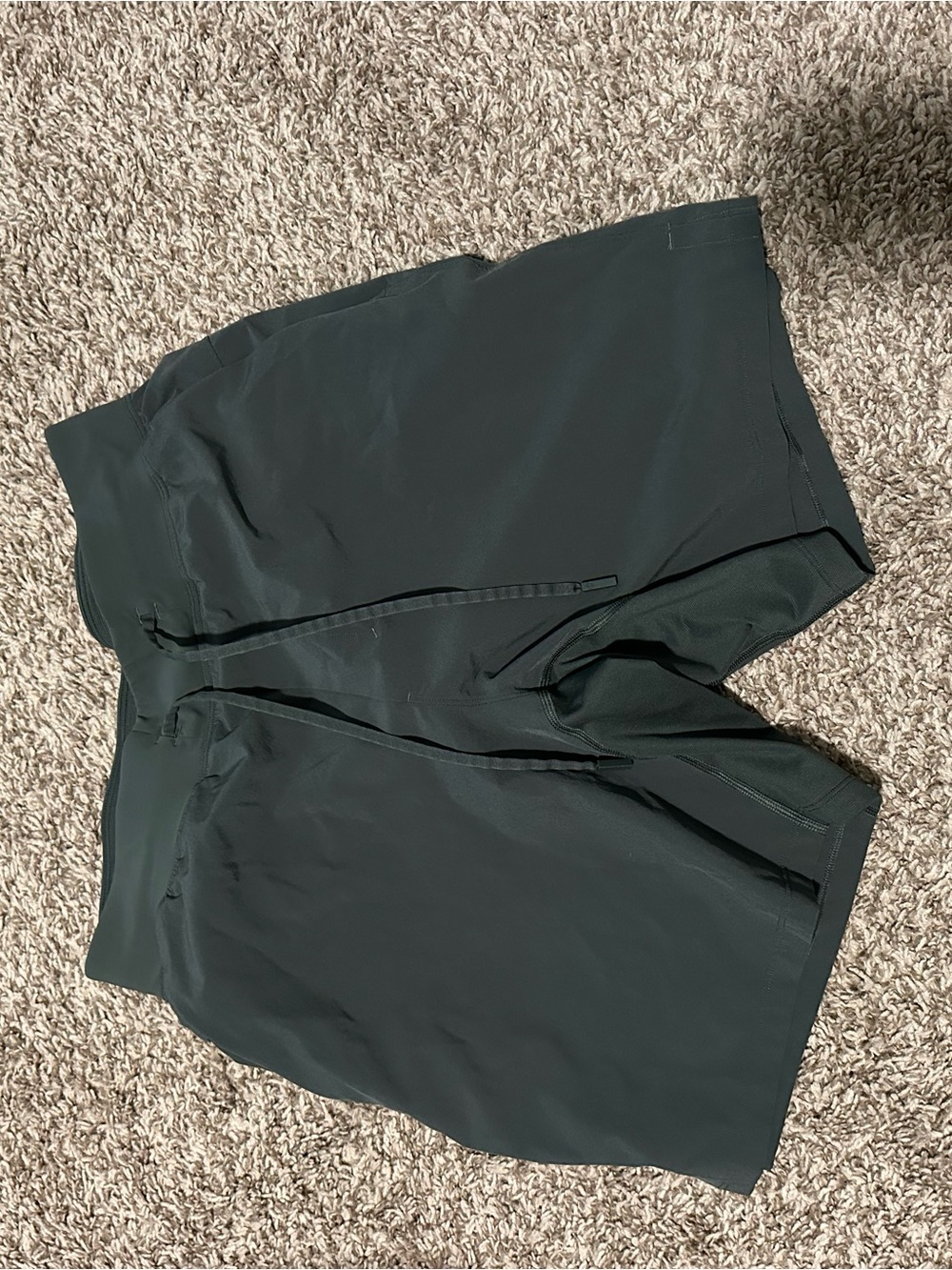 lululemon athletica Men's Shorts in Deep Green